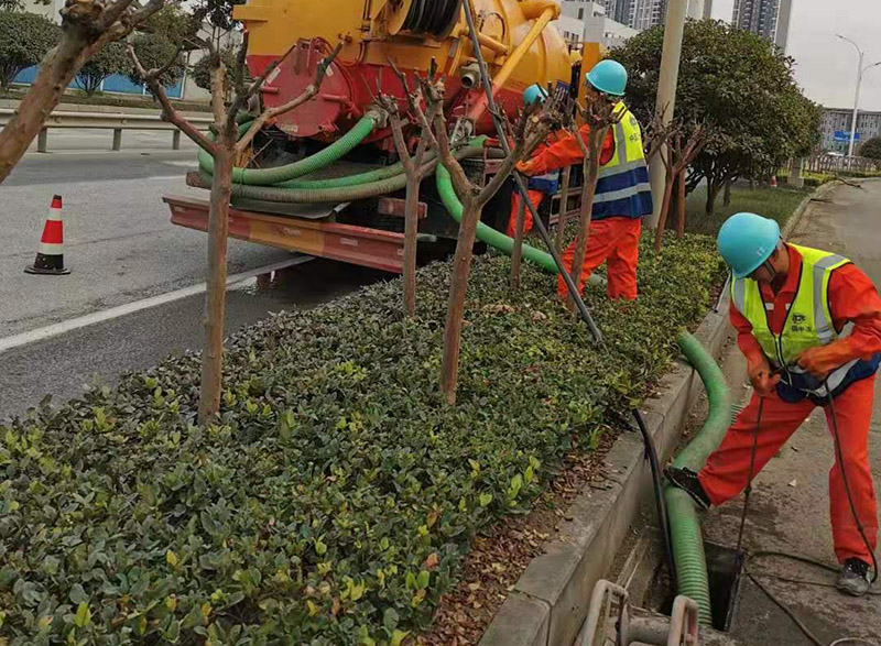 夏河市政管道清淤